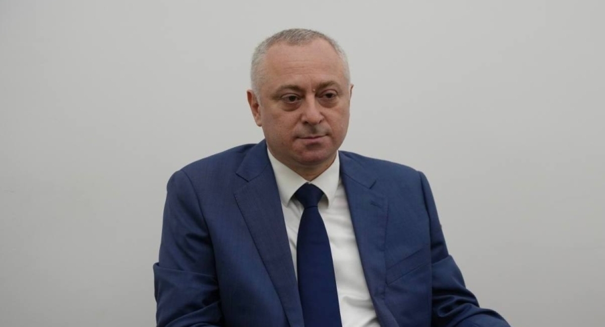 President Badra Gunba met with the Abaza poet and public figure Mukhamed Oguzov