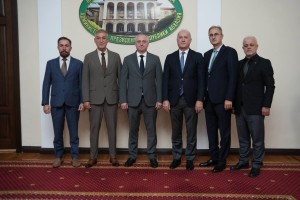 Президент Бадра Гунба встретился с делегацией абхазской диаспоры из Турции