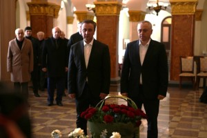 Президент принял участие в церемонии прощания с Владимиром Зантария