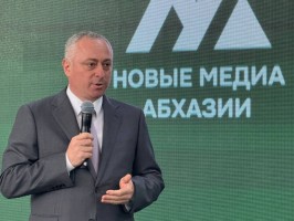Президент посетил первый модуль образовательного проекта «Новые медиа Абхазии» в Пицунде