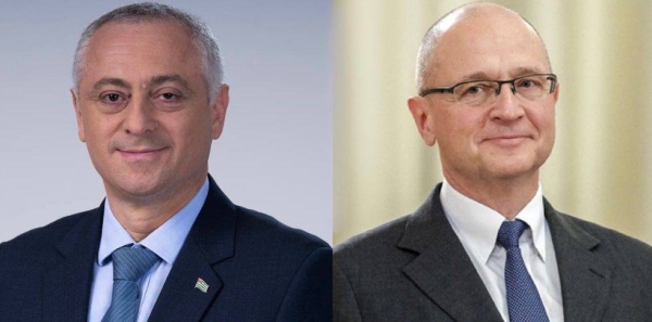 Президент Республики Абхазия Бадра Гунба поздравил Первого заместителя Руководителя Администрации Президента РФ Сергея Кириенко с Новым годом и Рождеством