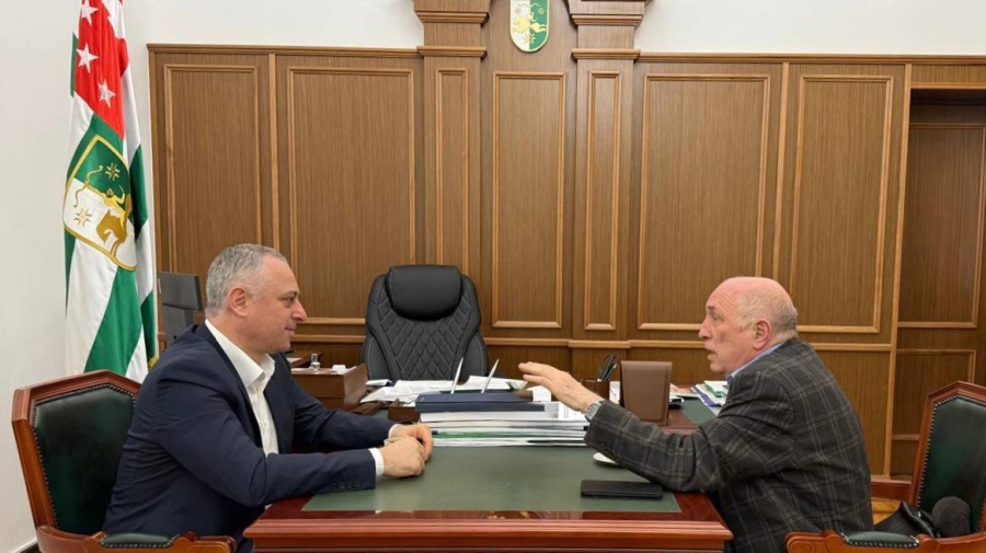 Президент Абхазии Бадра Гунба выразил соболезнования в связи с кончиной Владимира Зантария