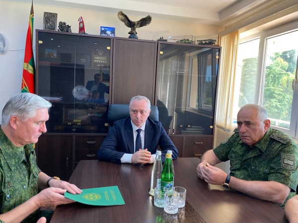 Главнокомандующий ВС Абхазии Бадра Гунба провёл совещание по подготовке оперативно-тактических учений и состоянию Вооружённых сил