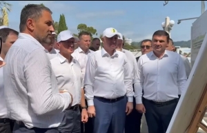 Бадра Гунба и Сергей Кириенко посетили Набережную Махаджиров