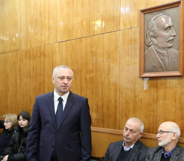 БАДРА ГУНБА ПРИНЯЛ УЧАСТИЕ В ВЕЧЕРЕ ПАМЯТИ, ПОСВЯЩЁННОМ 150-ЛЕТИЮ СО ДНЯ РОЖДЕНИЯ ДМИТРИЯ ИОСИФОВИЧА ГУЛИА