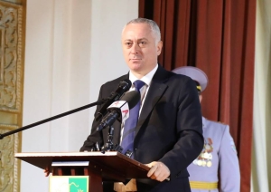 Президент поздравил с Днем милиции