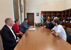 Вице-президент принял представителей Администрации Президента России