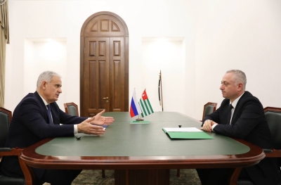 Ахада Урыстәыла аекономикатә ҿиара аминистр ихаҭыԥуаҩ Сергеи Назаров диԥылеит