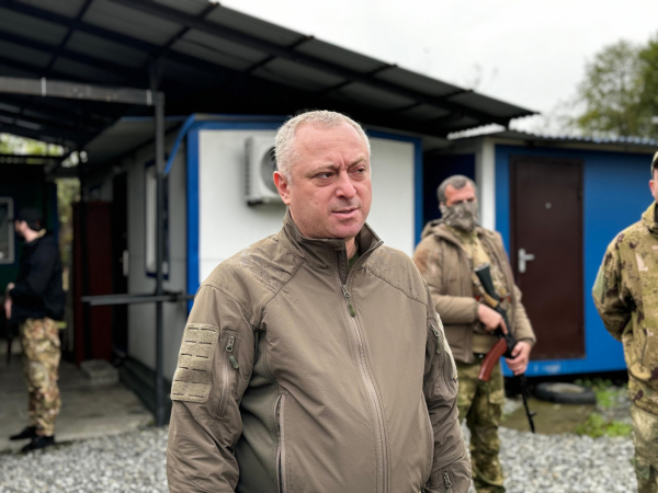 ИЦЕ-ПРЕЗИДЕНТ БАДРА ГУНБА ПРОВЕЛ ВЫЕЗДНОЕ СОВЕЩАНИЕ С РУКОВОДИТЕЛЯМИ СИЛОВЫХ СТРУКТУР В ГАЛСКОМ РАЙОНЕ