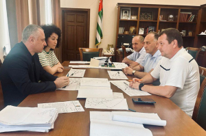 БАДРА ГУНБА ПРОВЕЛ СОВЕЩАНИЕ ПО ПОДГОТОВКЕ К ПРАЗДНОВАНИЮ ДНЯ ПОБЕДЫ И НЕЗАВИСИМОСТИ РЕСПУБЛИКИ АБХАЗИЯ