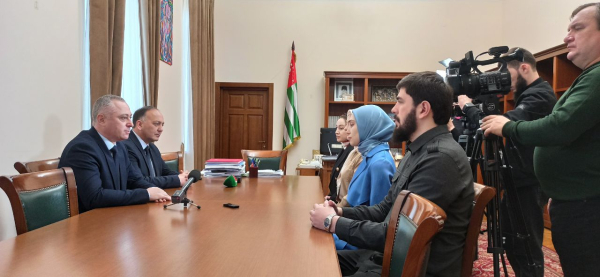 БАДРА ГУНБА ПРИНЯЛ ДЕЛЕГАЦИЮ МИНИСТЕРСТВА КУЛЬТУРЫ ЧЕЧНИ