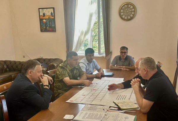 ВИЦЕ-ПРЕЗИДЕНТ БАДРА ГУНБА ПРОВЁЛ СОВЕЩАНИЕ С ПРЕДСТАВИТЕЛЯМИ СИЛОВЫХ СТРУКТУР В СВЯЗИ С ПОДГОТОВКОЙ К ЮБИЛЕЙНЫМ МЕРОПРИЯТИЯМ