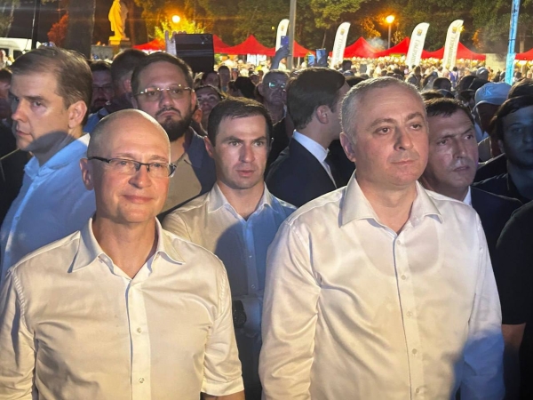 В Сухуме в сквере имени Иуы Когония открылась новая сцена